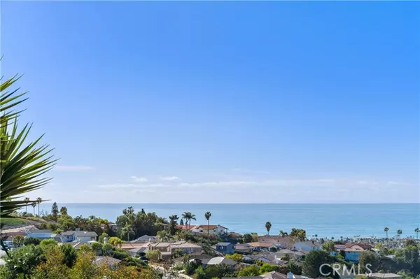 San Clemente, CA 92672,723 Avenida Presidio