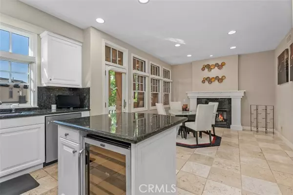Corona Del Mar (newport Beach), CA 92625,2548 Bungalow Place