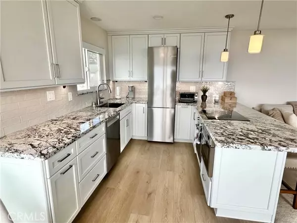 Laguna Beach, CA 92651,240 Moss #15