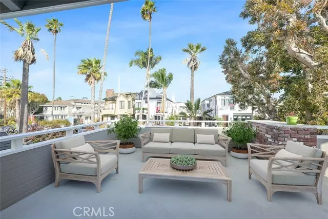 411 Goldenrod #B, Corona Del Mar (newport Beach), CA 92625