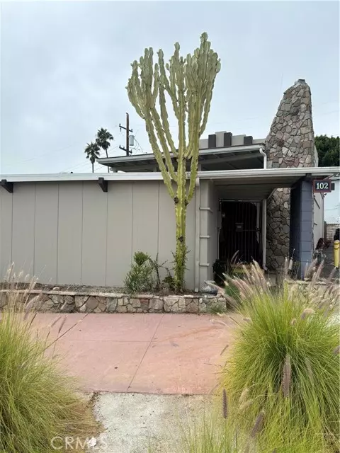 San Clemente, CA 92672,102 W El Portal