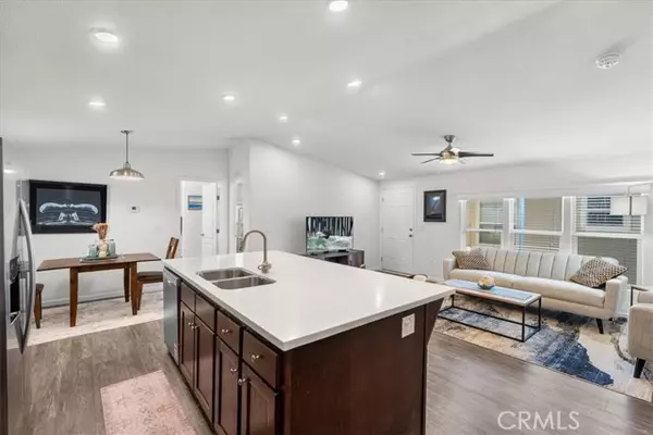 Huntington Beach, CA 92646,21851 Newland Street #46