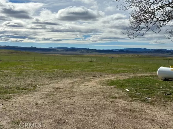 California Valley, CA 93453,14355 Bella Road