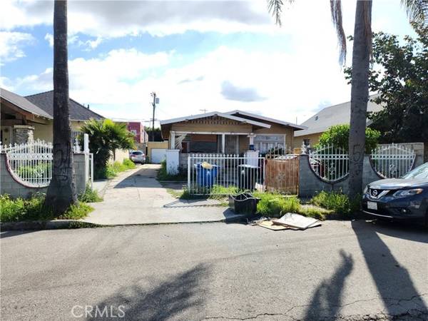 5846 Denver Avenue, Los Angeles, CA 90044