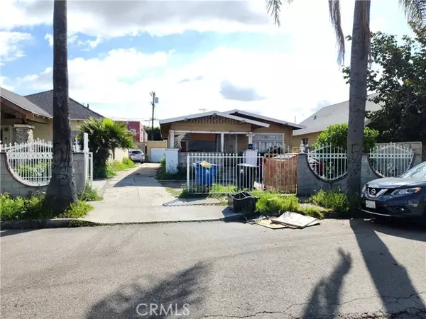 5846 Denver Avenue, Los Angeles, CA 90044