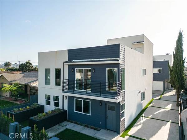 2937 West Boulevard, Los Angeles, CA 90016