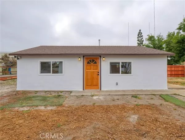 320 S 5th Avenue, La Puente, CA 91746