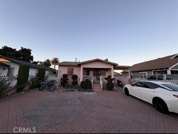 1547 W 69th Street, Los Angeles, CA 90047