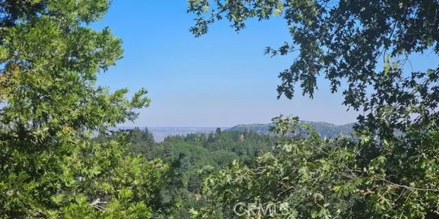 25126 Jewel Drive, Crestline, CA 92325