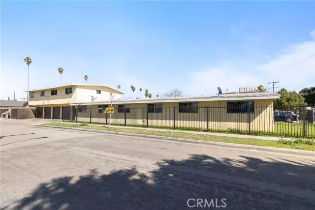 445 W Almond Street, Compton, CA 90220