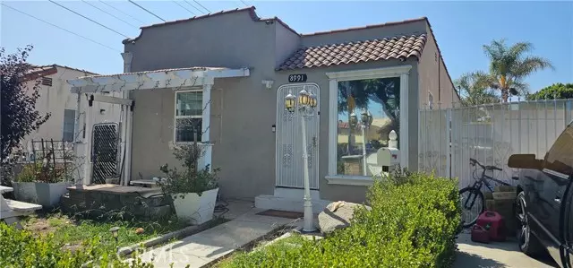 8991 Victoria Avenue, South Gate, CA 90280
