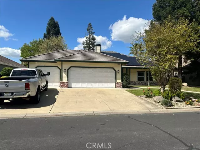 7090 Emerald Street, Chowchilla, CA 93610