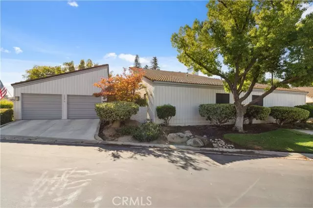 1732 Tollhouse Lane, Clovis, CA 93611