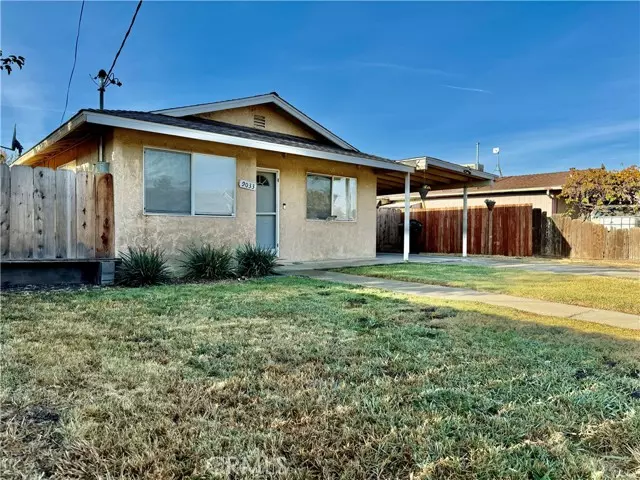 9033 P Street, Dos Palos, CA 93620