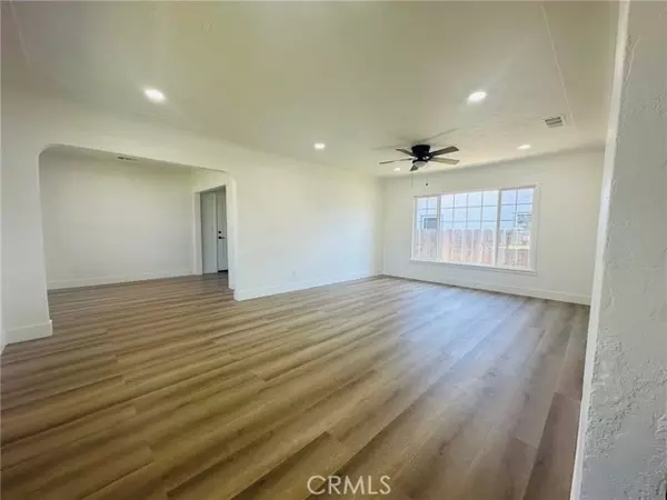 Chowchilla, CA 93610,121 Monterey Avenue
