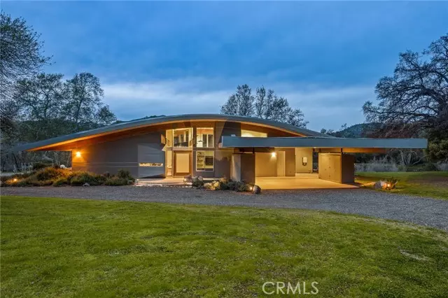 26210 Elwood Road, Sanger, CA 93657