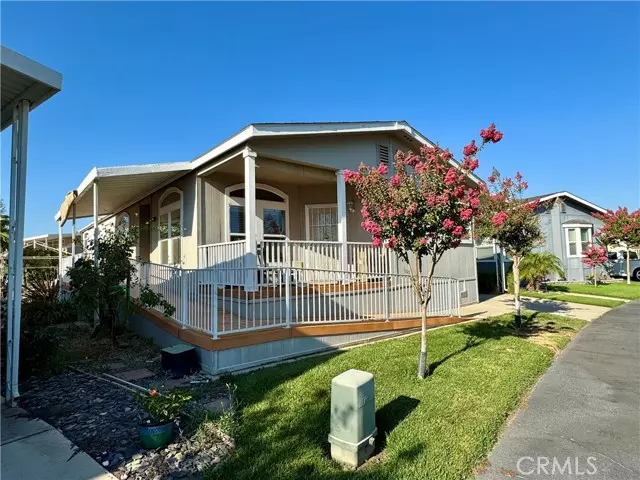 1330 Queen Way #27, Livingston, CA 95334