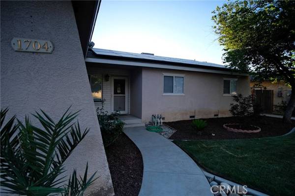 1704 Bliss Avenue, Clovis, CA 93611