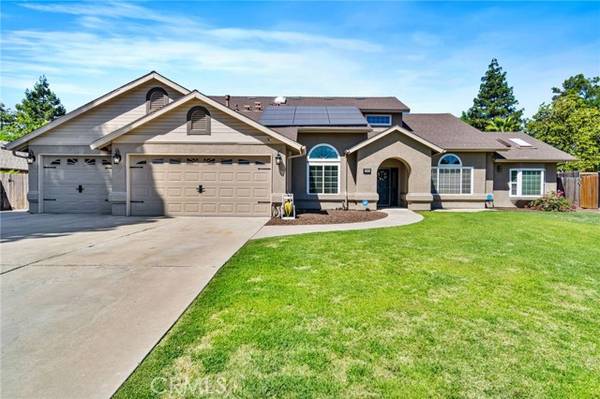 3068 Magnolia Avenue, Clovis, CA 93611