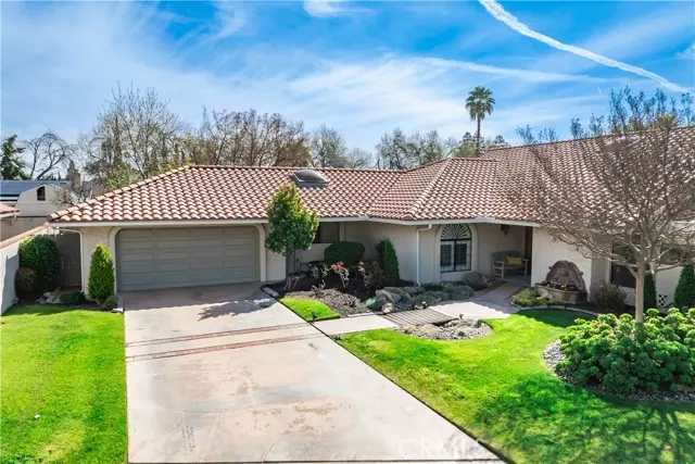 26 Seasons Court, Madera, CA 93637