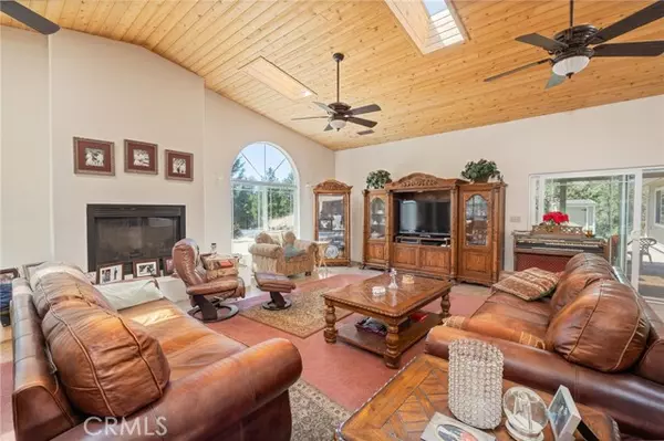 Ahwahnee, CA 93601,45544 Pine River Road