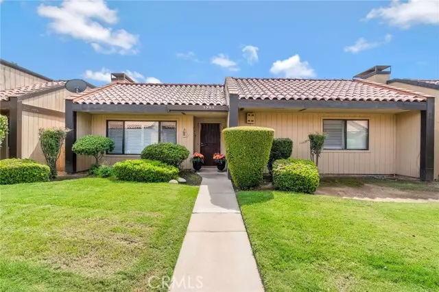 1751 W Santa Ana Avenue, Fresno, CA 93705