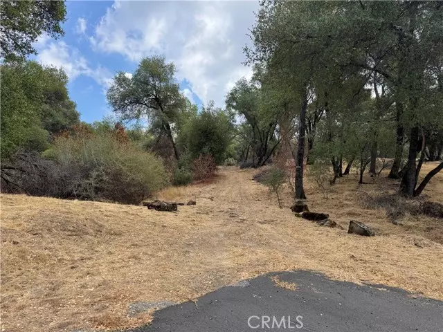 2 AC Summerhill LN, Coarsegold, CA 93614