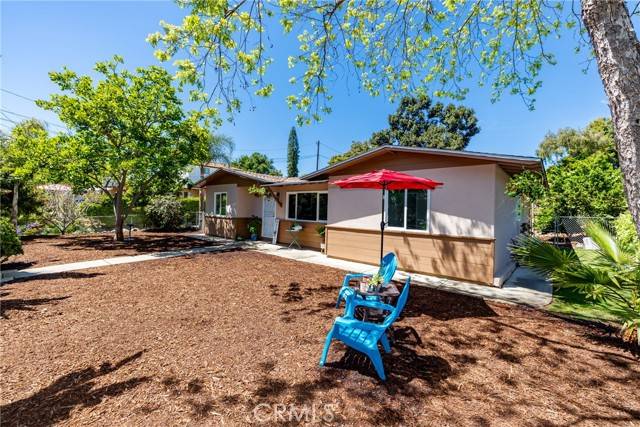 242 E Kalmia Street, Fallbrook, CA 92028