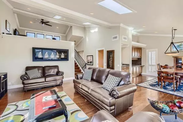 2212 Plaza De Las Flores, Carlsbad, CA 92009