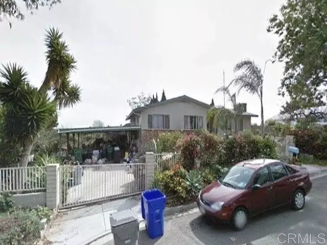 Oceanside, CA 92054,2323 MAXSON Street