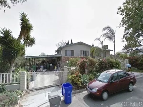 2323 MAXSON Street, Oceanside, CA 92054