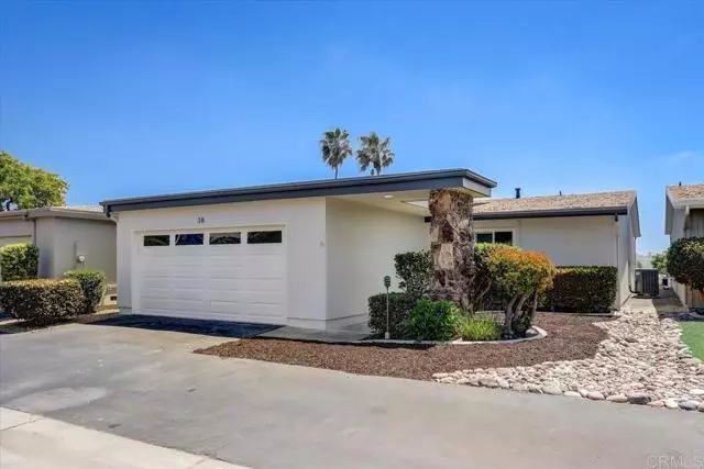 Oceanside, CA 92057,3808 Vista Campana #38