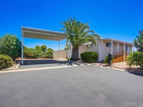 955 Howard Ave #12, Escondido, CA 92029