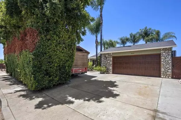 8620 Ian Way, Santee, CA 92071