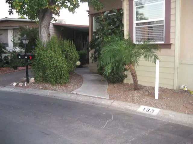 Escondido, CA 92027,2700 E Valley Pwky. #133