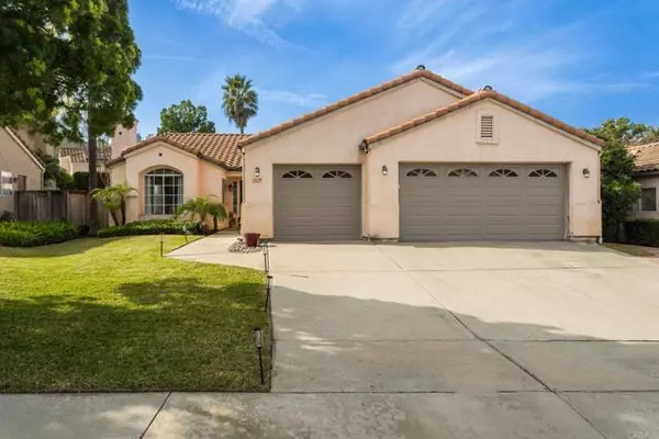 1325 Linsay Place, Escondido, CA 92026