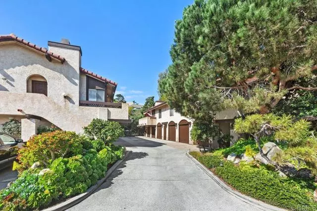 13724 Ruette Le Parc #C, Del Mar, CA 92014