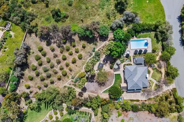 7315 Noche Tapatia, Rancho Santa Fe, CA 92067