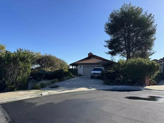 Solana Beach, CA 92075,1563 Santa Sabina Court