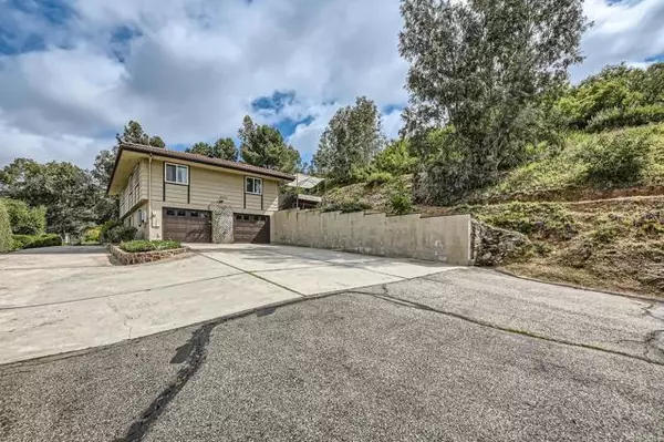 29515 Lilac Road, Valley Center, CA 92082