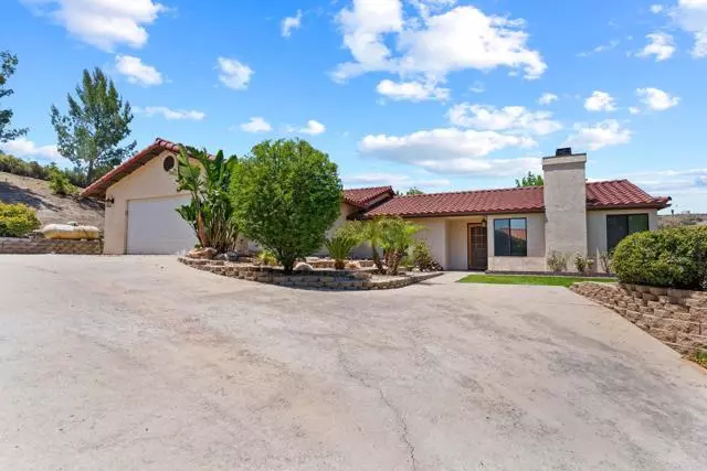 23713 Vista Ramona Road, Ramona, CA 92065