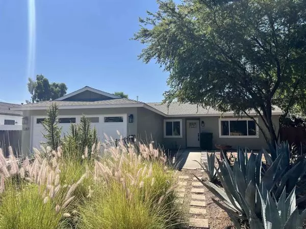 1287 E Lincoln Avenue, Escondido, CA 92027