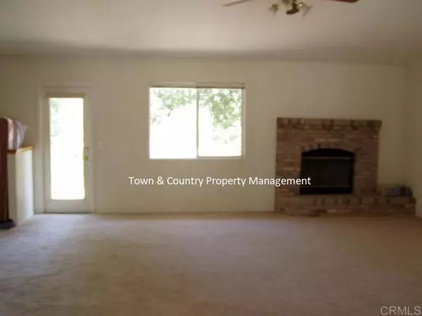 Ramona, CA 92065,25717 Caryn Court