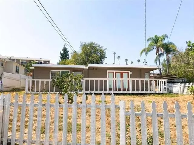 Vista, CA 92084,227 Hillside