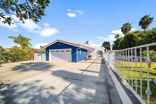 Vista, CA 92084,1713 Coyote Court