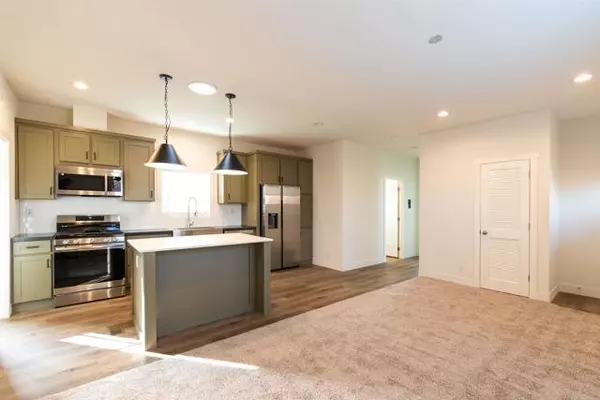 Westminster, CA 92683,14272 Hoover Street #126