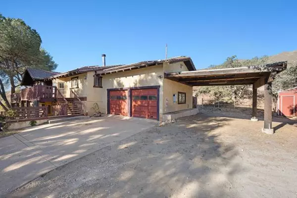 19781 Viejas Grade Road, Alpine, CA 91901