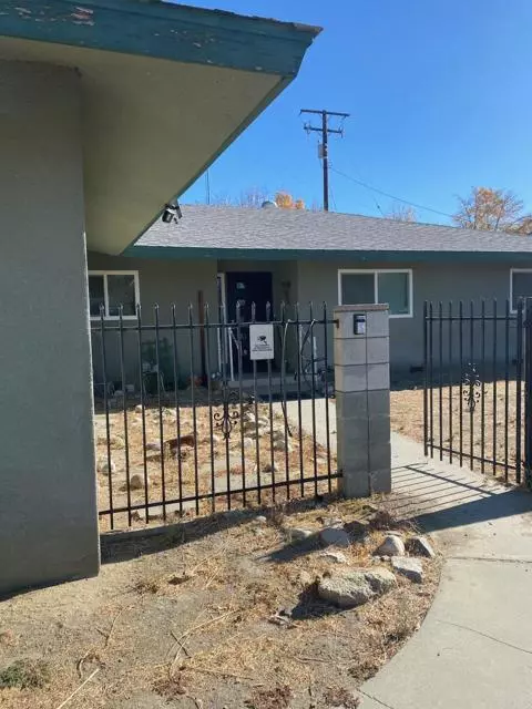 440 North Girard Street, Hemet, CA 92544