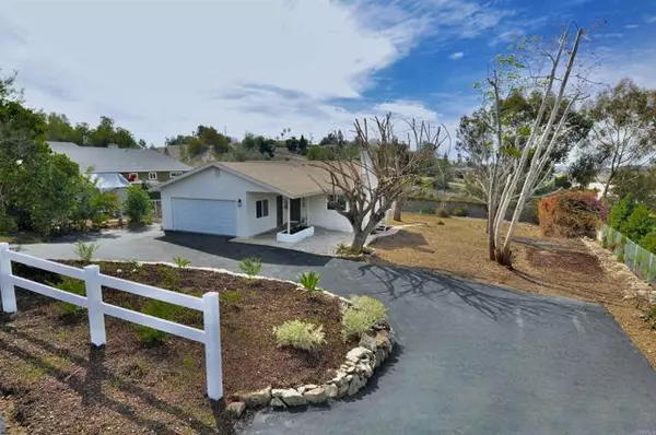 2449 Sunflower, Vista, CA 92083