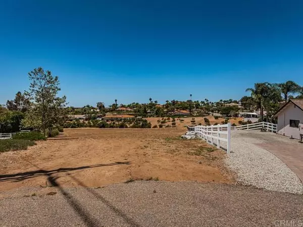 Fallbrook, CA 92028,0 Fuerte